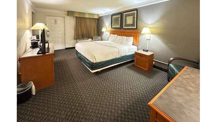 Rodeway Inn